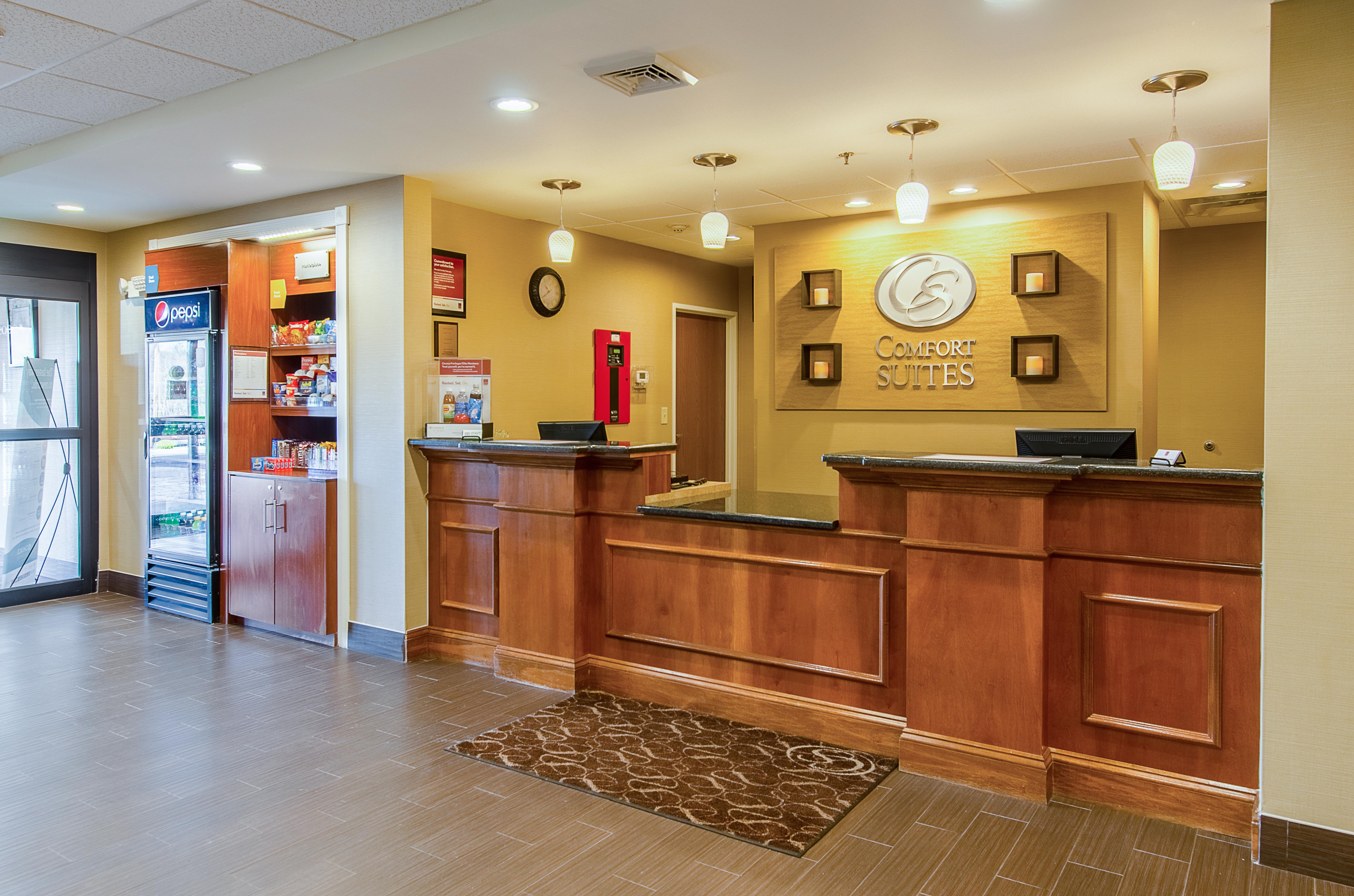 Comfort Suites Wytheville Exterior photo