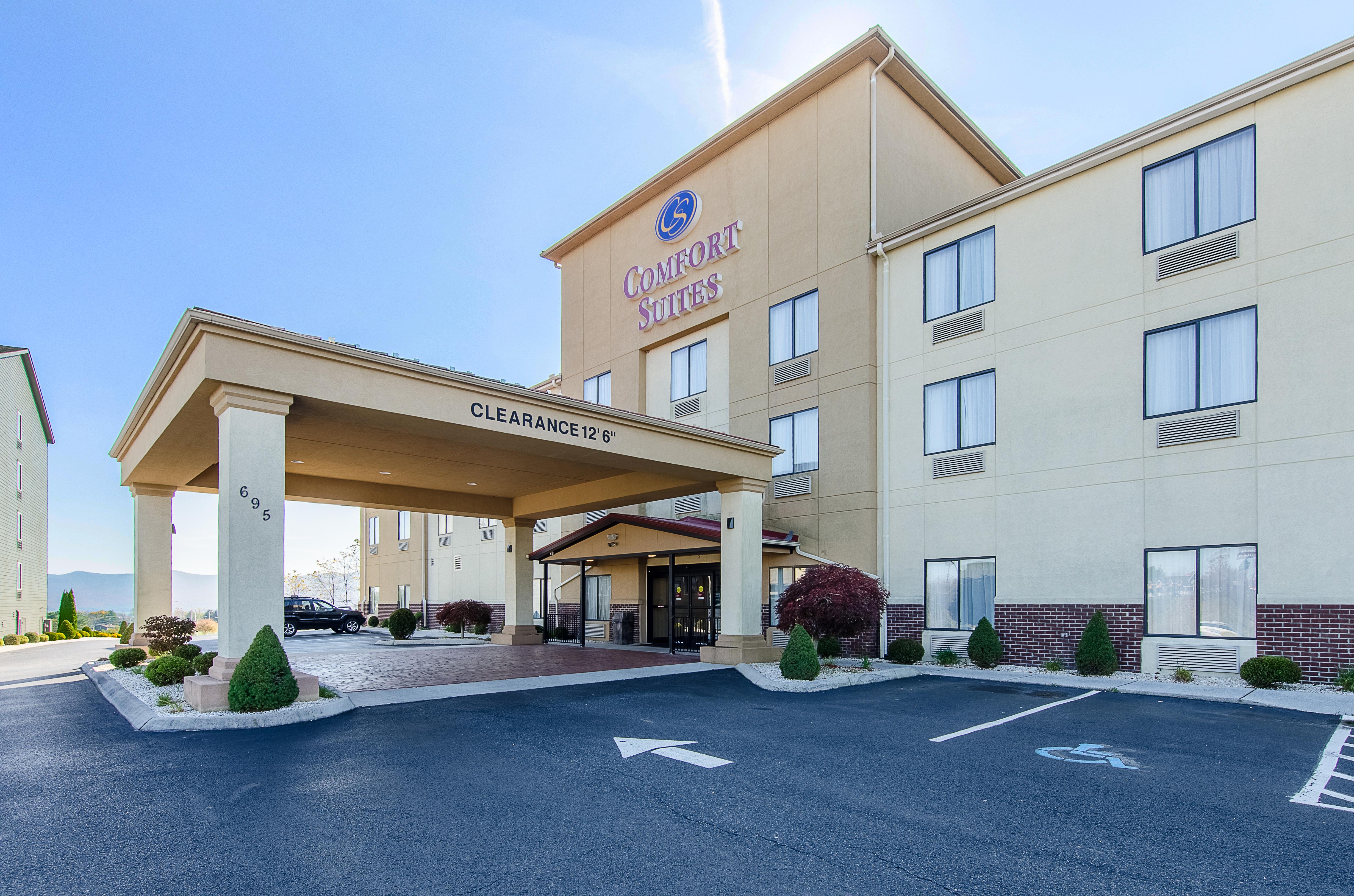 Comfort Suites Wytheville Exterior photo