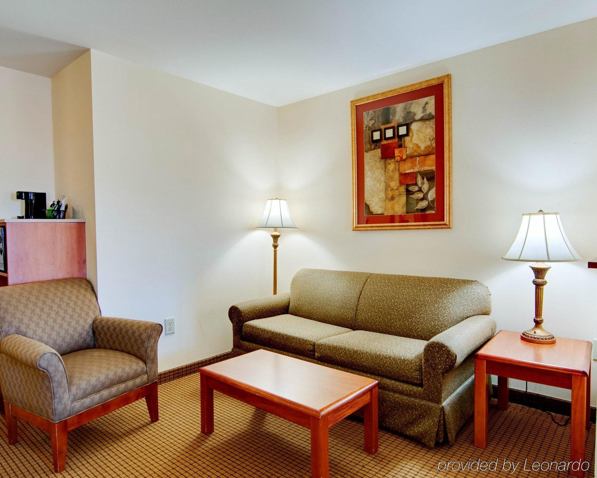 Comfort Suites Wytheville Exterior photo