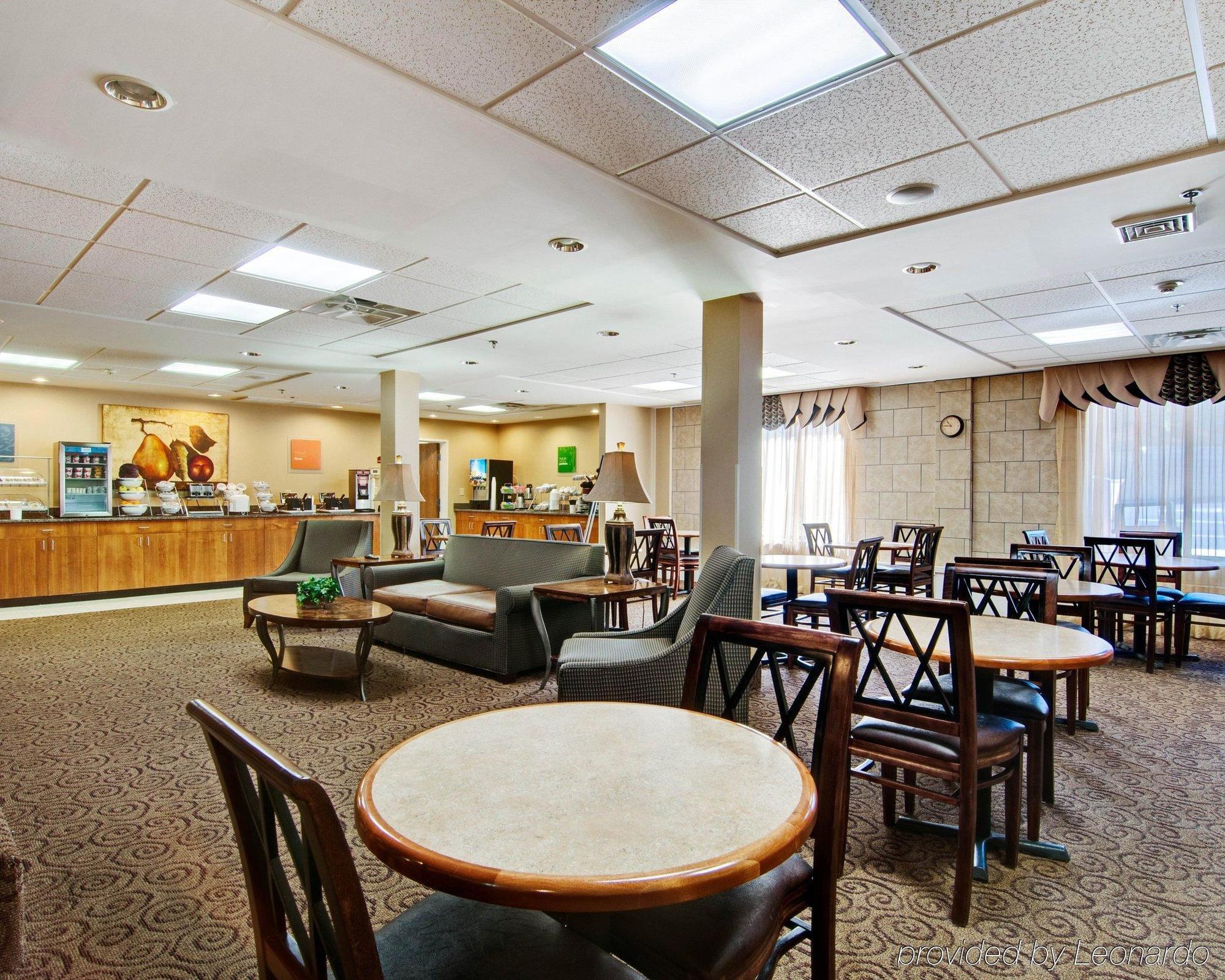 Comfort Suites Wytheville Exterior photo
